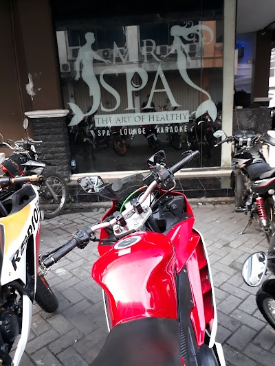 Photos of Mr. Sauna & Mrs. Spa