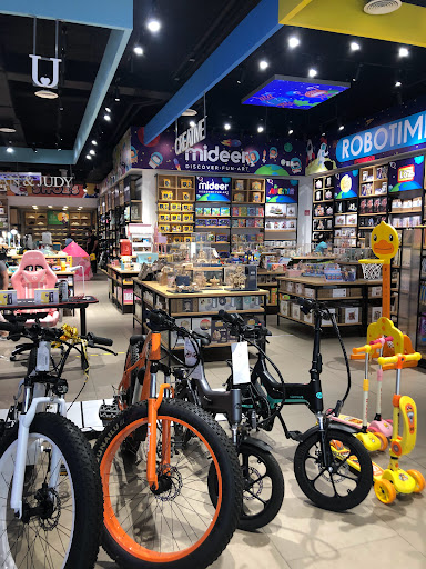 Log-On Brands (Galerías Guadalajara) - Thumbnail