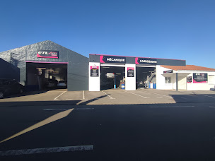 Photo n°3 de Euromaster ETL - La Planche à La Planche (Vendeur de voitures d'occasion)