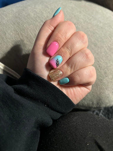 Rouge Salon & Spa Rogers - Thumbnail