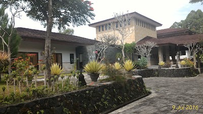 Photos of Bojjhanga Bhavana Center