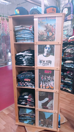 Crazy Tees - Visual