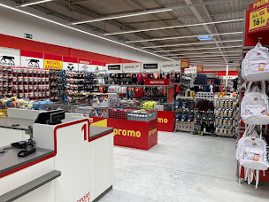 Photo n°1 de INTERSPORT - OUTLET COURRIERES à Courrières (Magasin de vêtements)