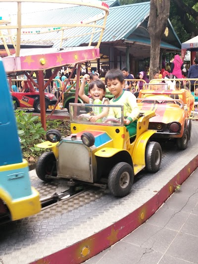 Photos of Taman Remaja Surabaya, Jl. Kusuma Bangsa