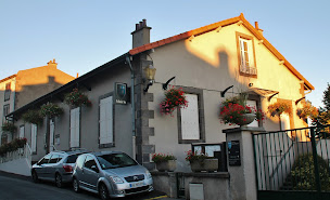 Photo n°1 de Mairie de Veyre-Monton à Veyre-Monton (Hôtel de ville)