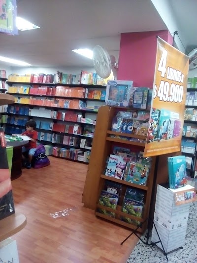 Photos of LIBRER&Iacute;A NACIONAL