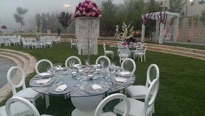 Photos of larissa catering