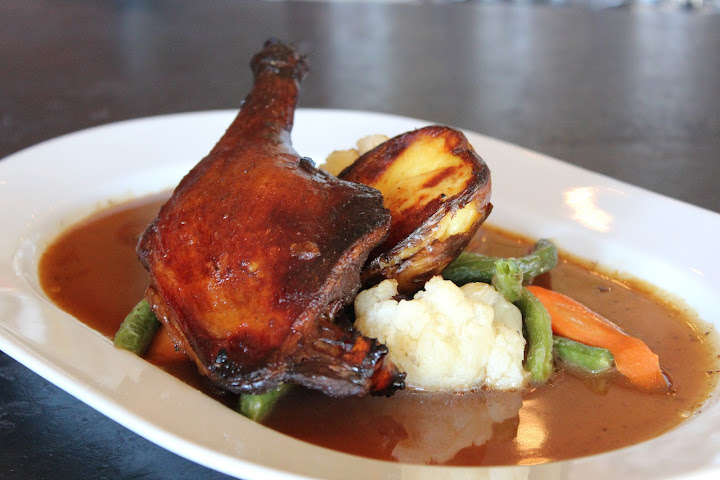 Vanessa's Bistro by null