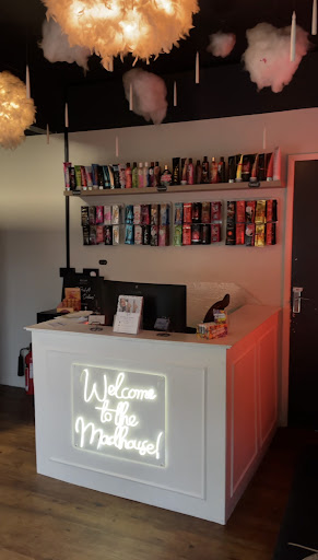 Glow (Khepri) - Sunbeds, Beauty, Massage and Facial Aesthetics