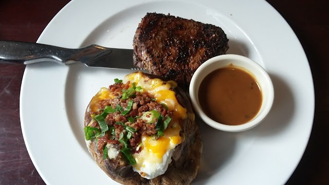 Madisons New York Grill & Bar