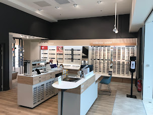 Photo n°33 de Opticien La Roche-sur-Yon - Cc La Tranche - Krys à La Roche-sur-Yon (Magasin de lunettes de soleil)