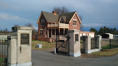 Mound City National Cemetery