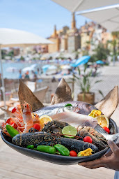 Photo n°32 de Les Sablettes Beach Club à Menton (Bar lounge)