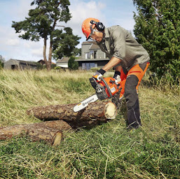 Photo n°29 de Faure Jardinage - Husqvarna - Stihl - Honda - Kubota à Châteauneuf-du-Rhône (Atelier de réparation de tracteurs)
