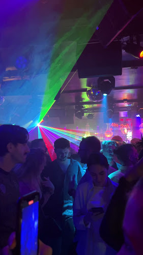 Åbningstider for Never Mind Night Club