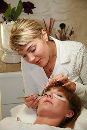 Photo n°8 de Alyona à Langon (Salon de manucure)