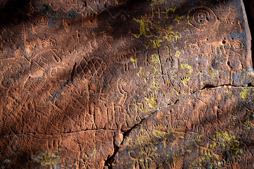 Crane Petroglyph Heritage Site