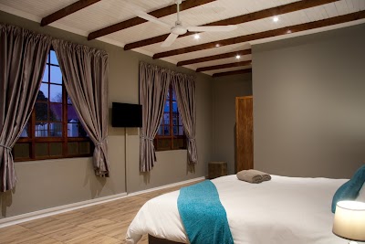 Photos of Hendersons Country Lodge