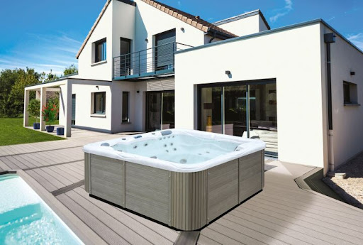 Photo de Aqualoma Piscines & Spas à Saint-Ouen (80610)