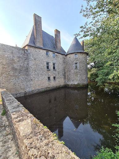 Photo de Château de la Ménardière à Mazières-en-Gâtine (79310)