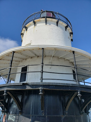 Lighthouse Bikes - Visual