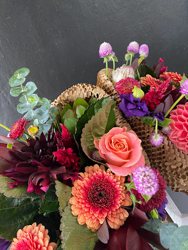 Victoria Rhodes Flowers - Thumbnail