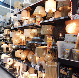 Photo n°11 de Marché Aux Affaires Crach / Auray à Crach (Bazar)