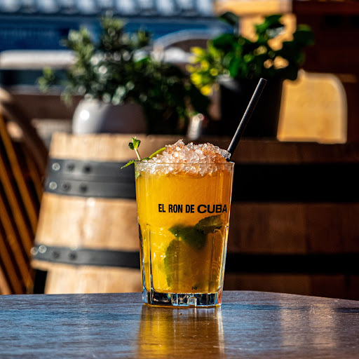 Gliss'Bar - Pub - Burgers Bières Cocktails