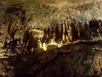 Photos of Bristol Caverns