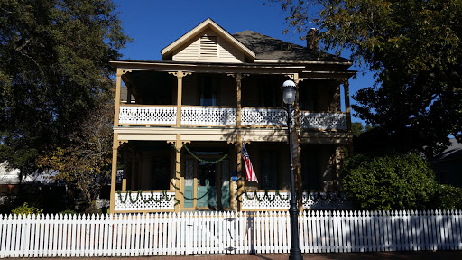 Lear/Rocheblave House - Visual