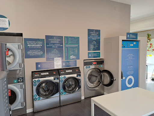 Lavanderia self servive pet laundry Bio lavatu