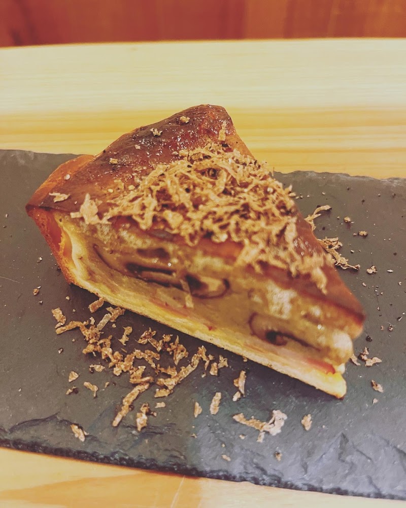 濃厚ワインとチーズのお店 カルネ & ヴィーノ Stand