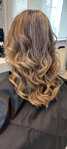 Hirsch & Friseure - Thumbnail