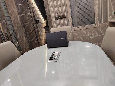 Af1qipmioq2tlubkigylll6uyvdixenjsgtngcu3evye=s388 K No