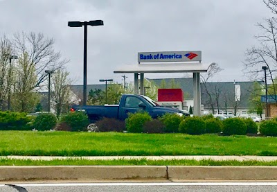 Bank of America (with Drive-thru ATM)