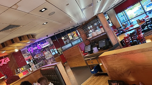 Pizza Hut Restaurants Mansfield - Thumbnail
