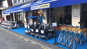 Photo n°3 de Universal Wheels mobility scooter hire Lourdes à Lourdes (Fournisseur d'équipement de mobilité)