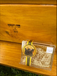 Photo n°6 de Honapi.com Ottange - Apiculteur Rucher Famille Vigneron à Ottange (Miellerie)