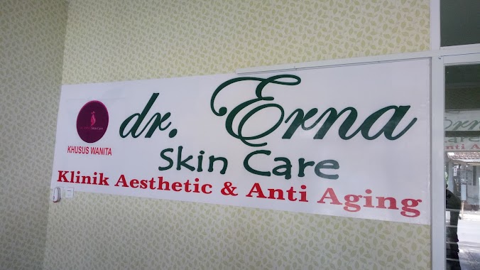 Dokter Erna Skin Care Dan Aesthetic, Author: malik al fattaah