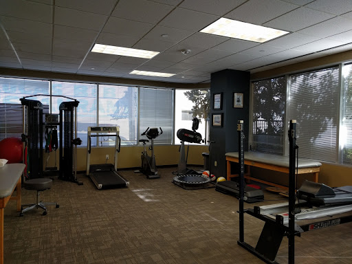 Uptown Orthopedic Manual Physical Therapy Institute Gallery - United States