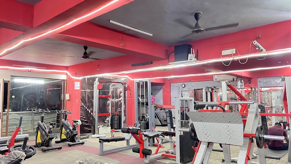 Hustle Fitness Best Gym In Kadodara Gym
