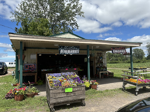 Bill & Gerry Kydd's Farm Market