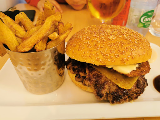 Photo 1 - Mon Burger - Bar à Jeux
