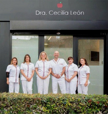 Clínica Dental Dra. León Pozuelo - Dentistas, ortodoncia, implantes dentales