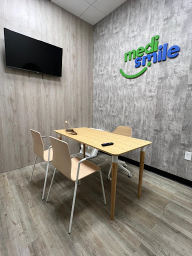 Dentist MediSmile - Thumbnail