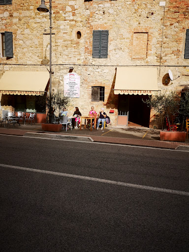 Pit Stop Al Bacio Castelnuovo Berardenga Gallery - Italy