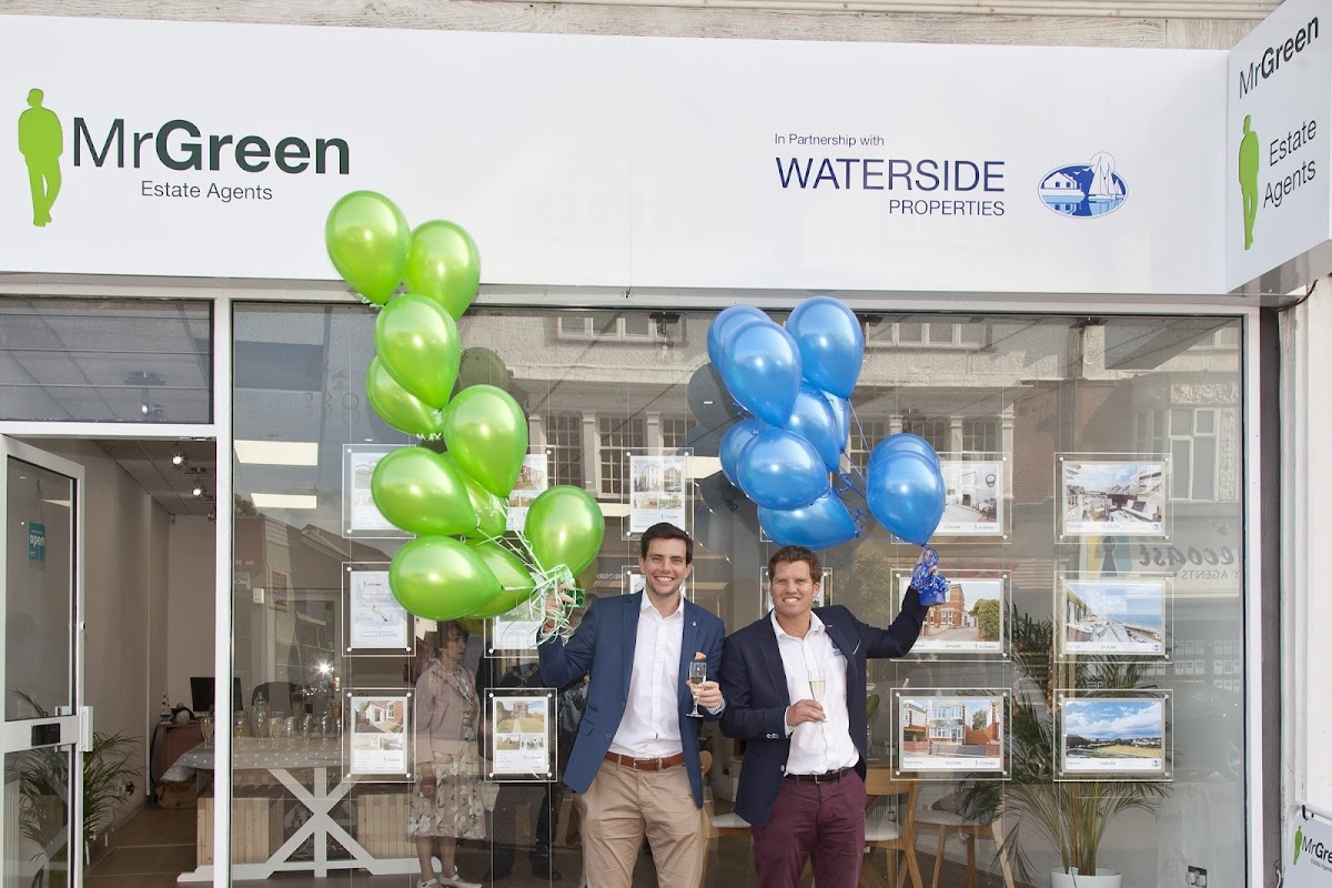 Mr. Green Waterside & Luxury