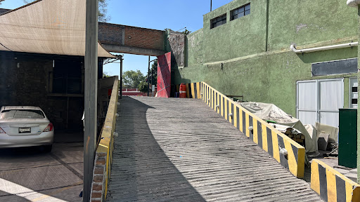 Estacionamiento Los Sapos - Thumbnail