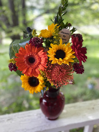 Flowers By Laura Studio - Thumbnail
