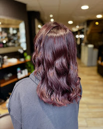 Photo n°11 de Stil'ling Coiffure à Caen (Magasin de produits de beauté)